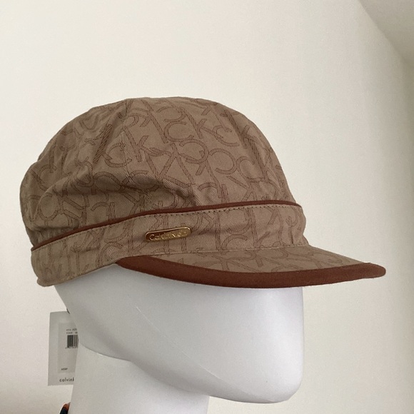 Calvin Klein Hat Cap Women’s Set of 2 Gray and Brown - Picture 10 of 11